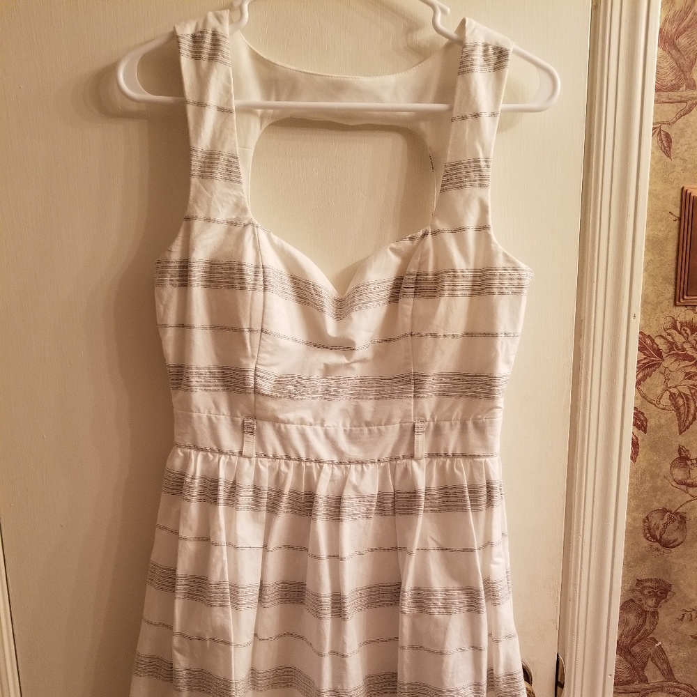 White, gray and silver pinstriped dress